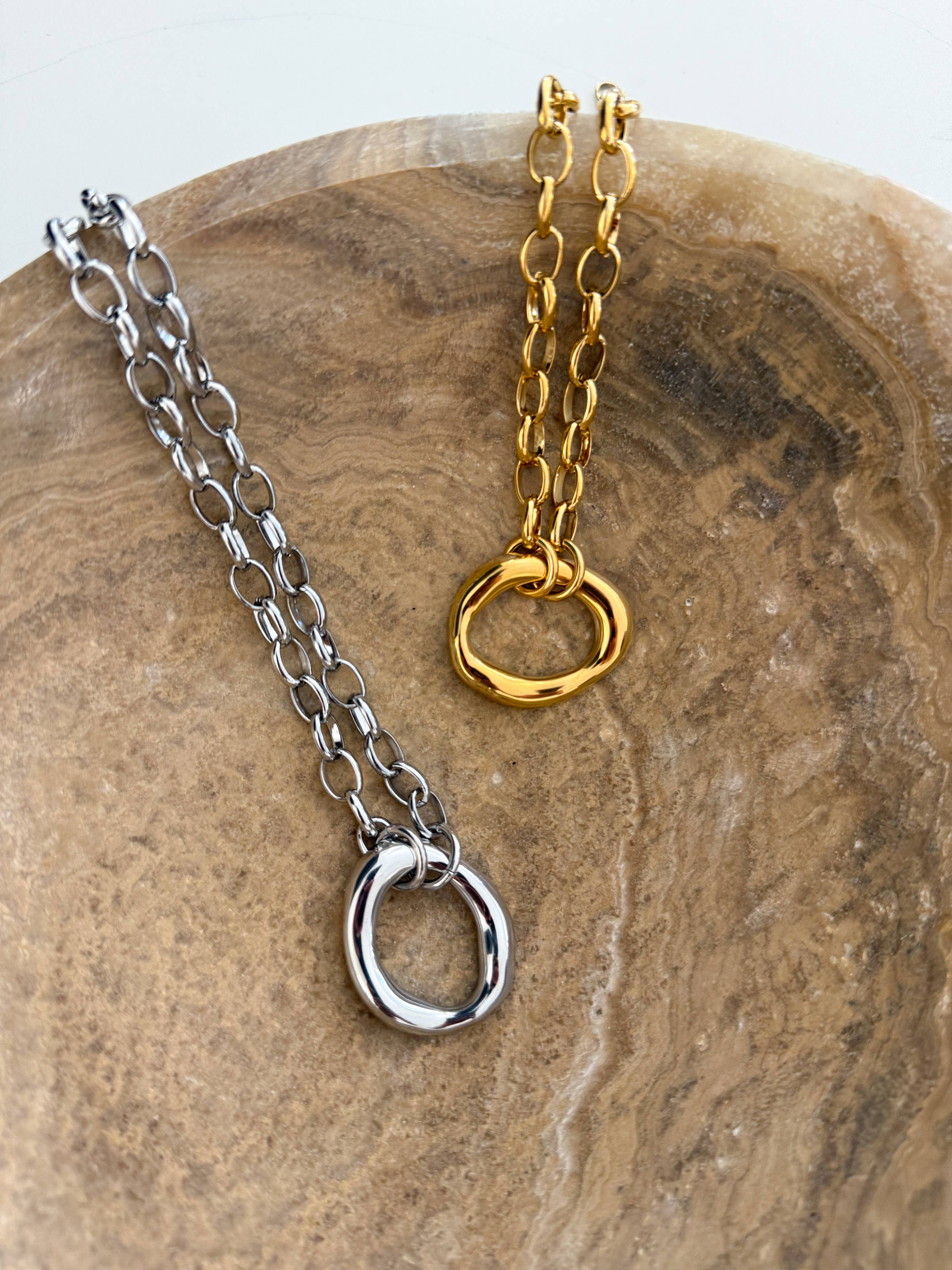 THE SCOTTY NECKLACE