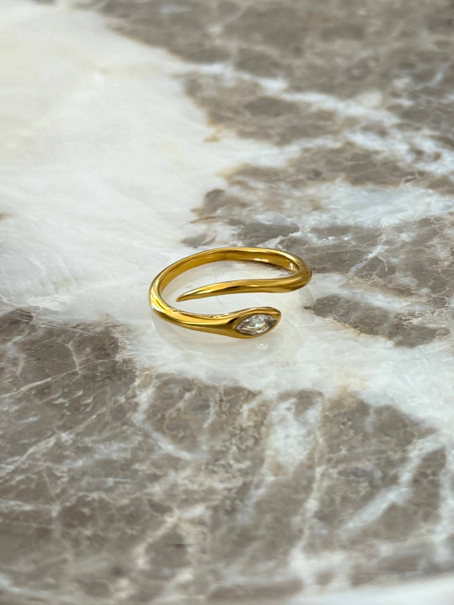DOLLY RING
